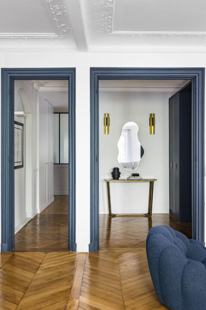 Rénovation appartement Paris par l'architecte Thibaut Picard avec les peintures Ressource