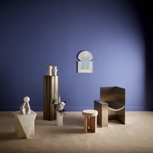 300.R763 - L'Extravagance